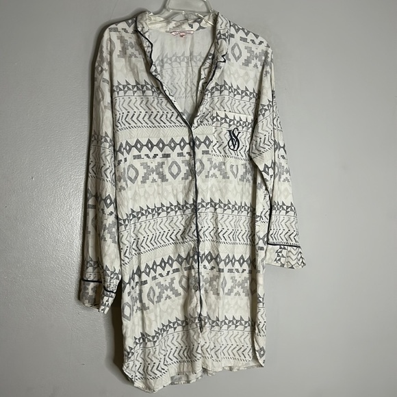 Victoria’s Secret southwest button-down long sleeve flannel sleep shirt large - Picture 1 of 6